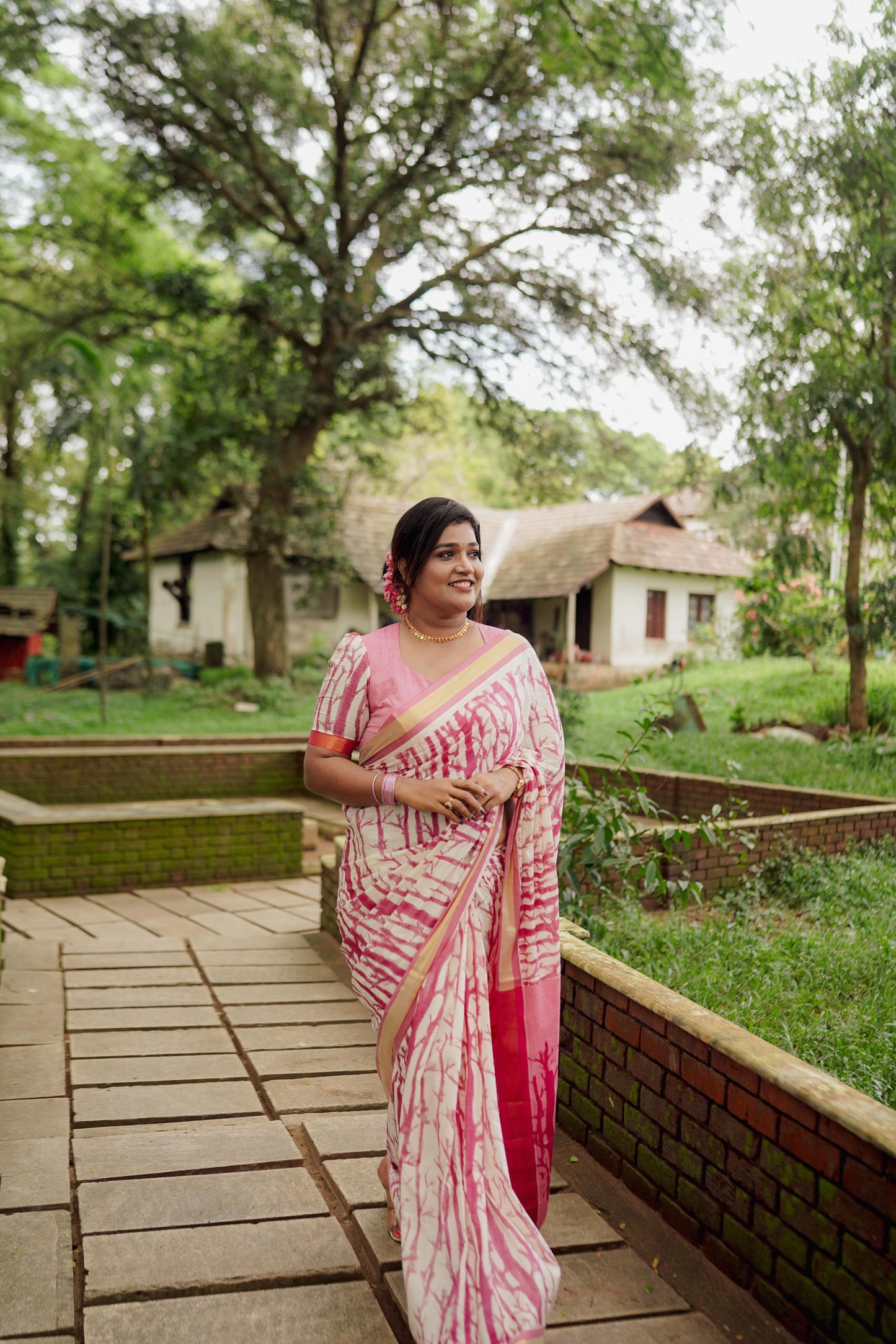 Bamboo Premium cotton saree with tussels