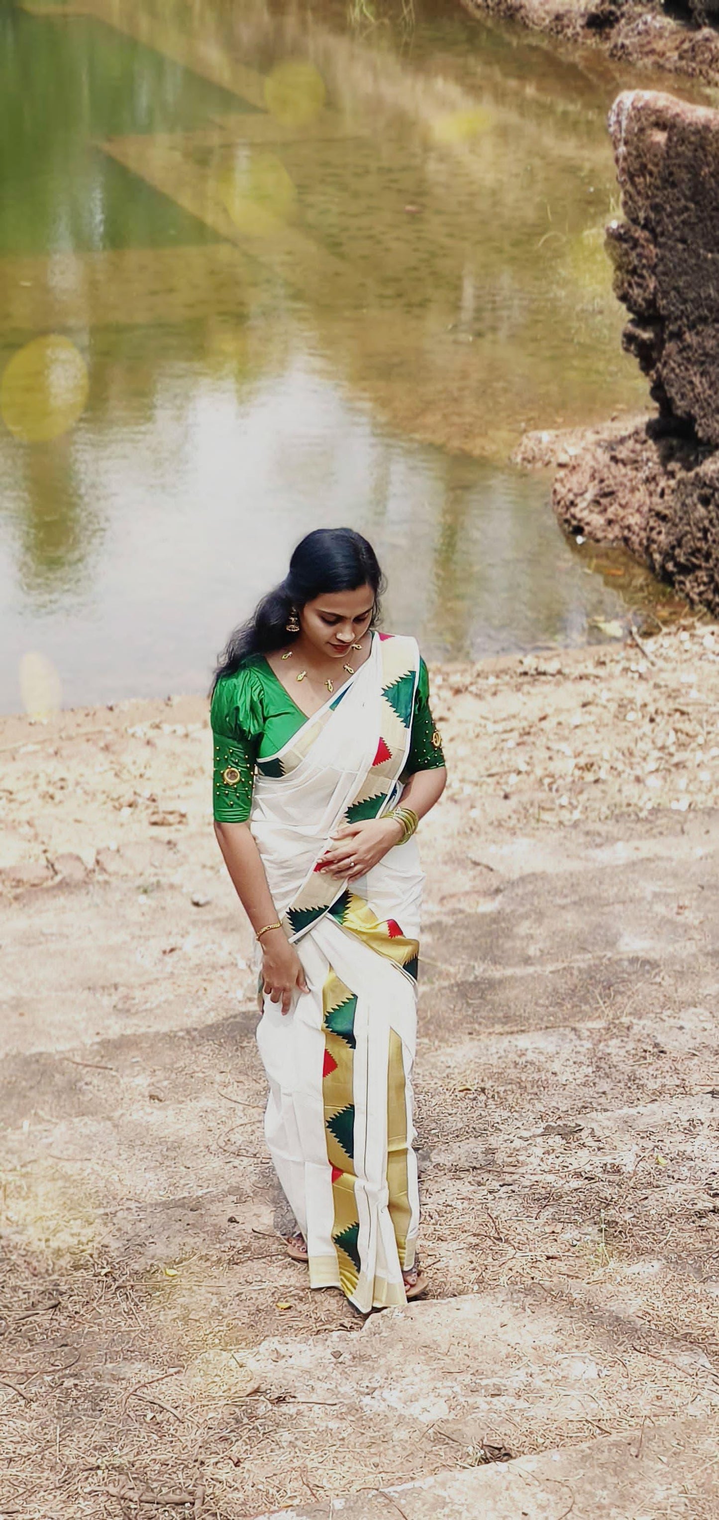 Multicolour temple set mundu 2.80