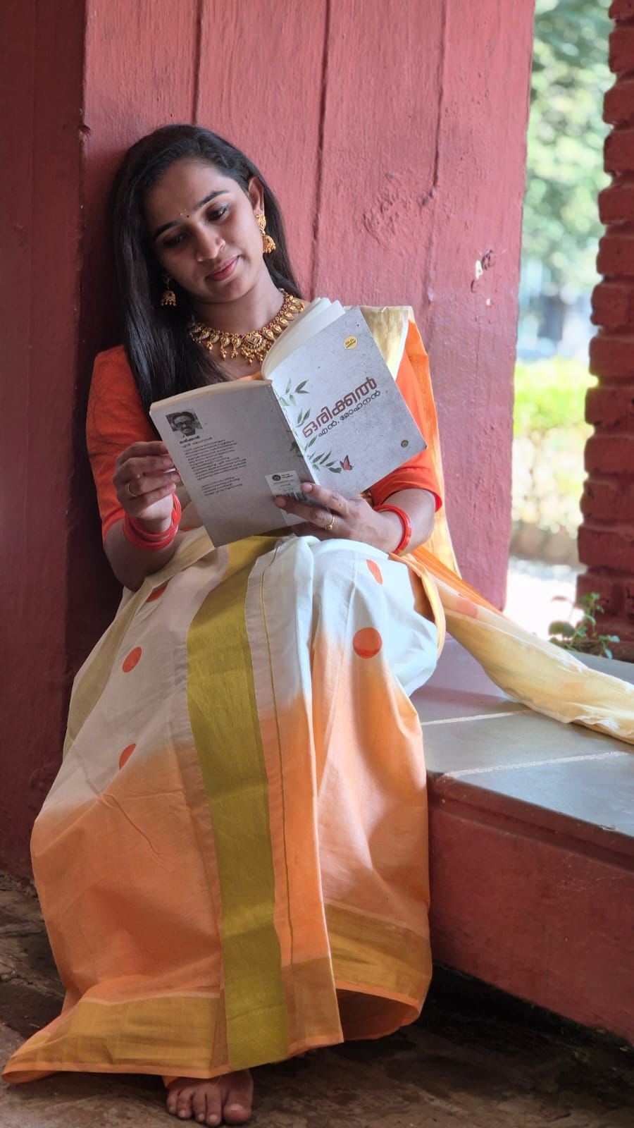 Tye and dye polka set mundu 2.80