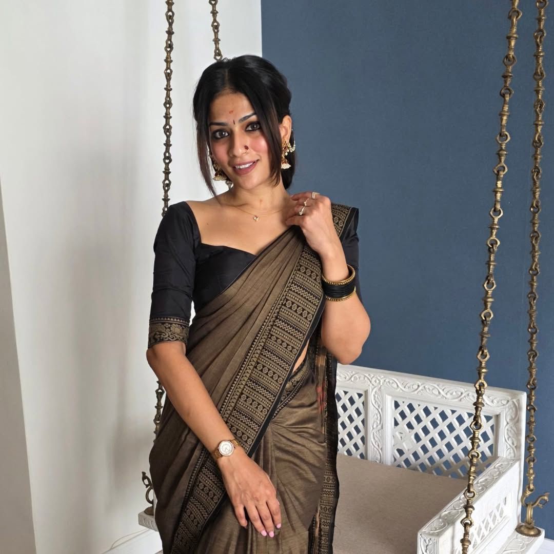 Big border rust cotton saree