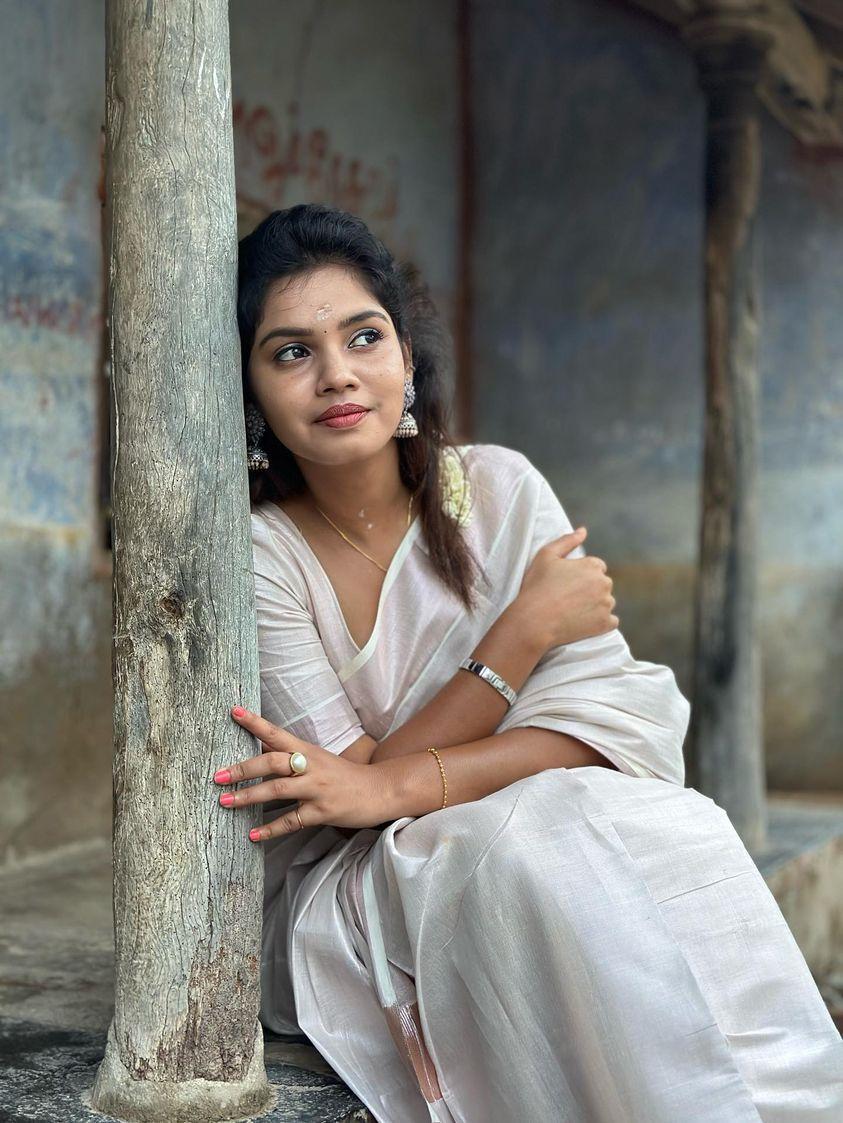 Pranika rose gold tissue saree