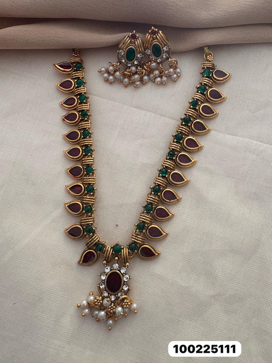 Varna necklace
