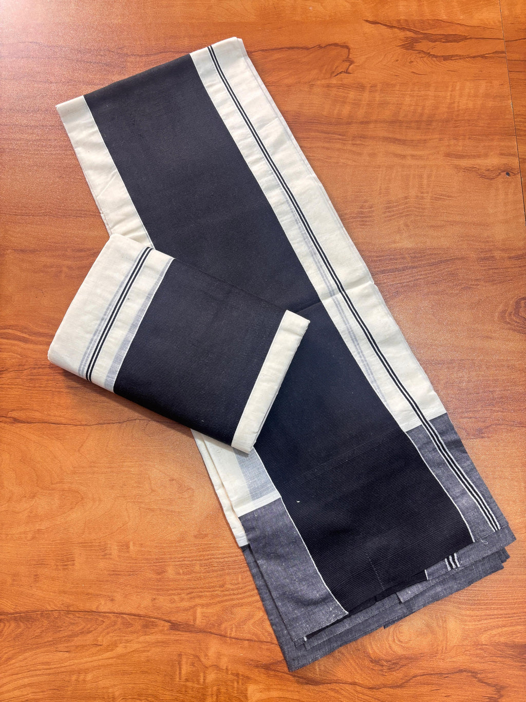 5*5 kattikara set mundu 2.80