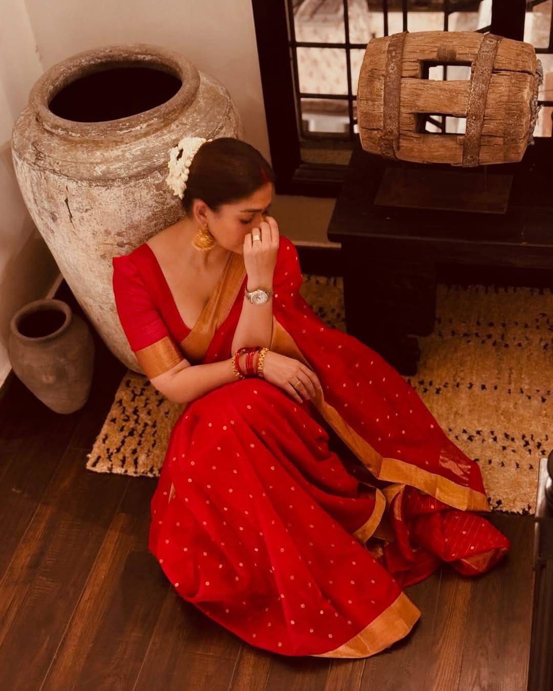 Nayanthara Red small polka saree