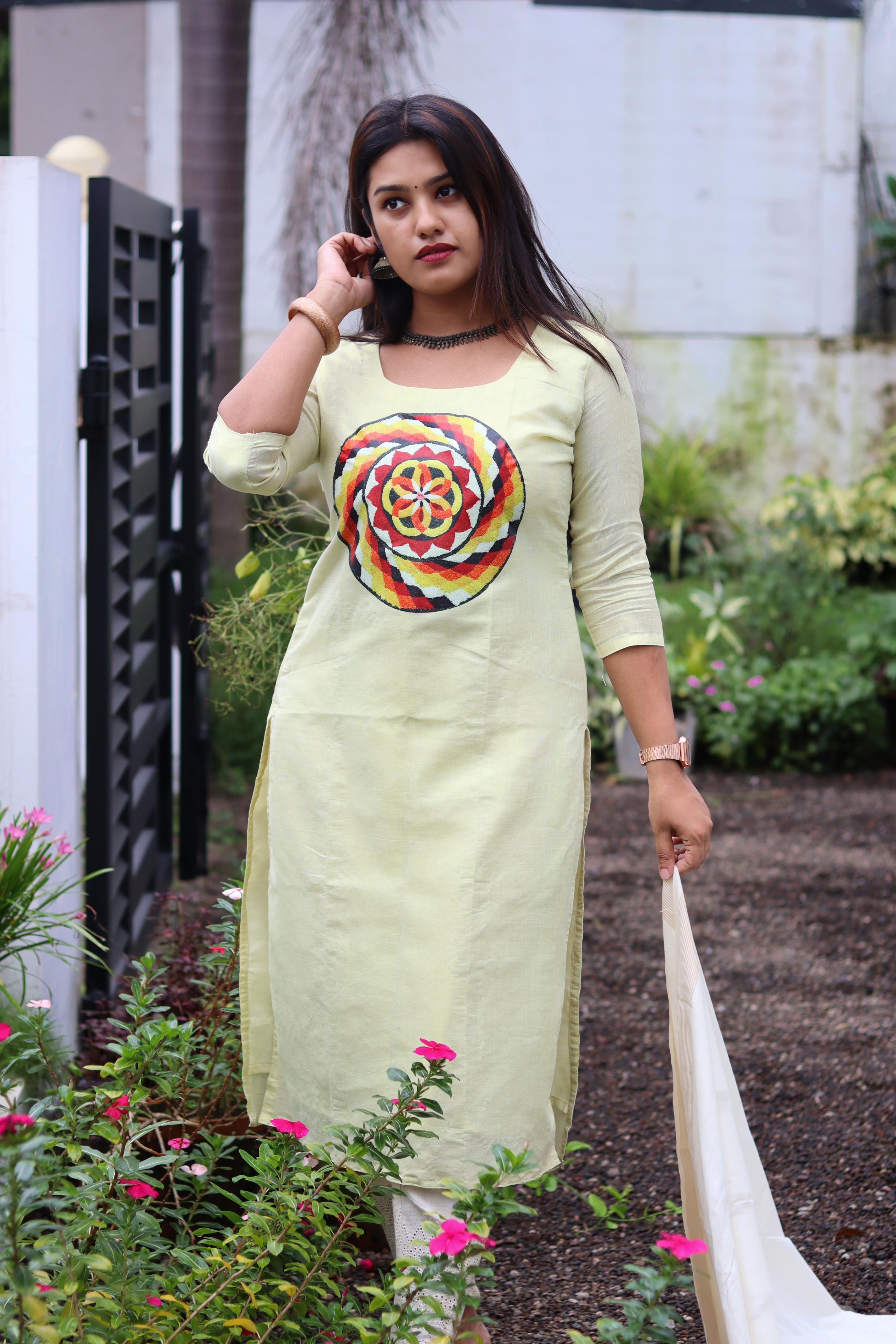 Athapookalam golden tissue full set material