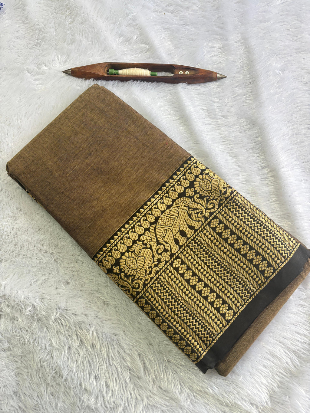 Big border rust cotton saree