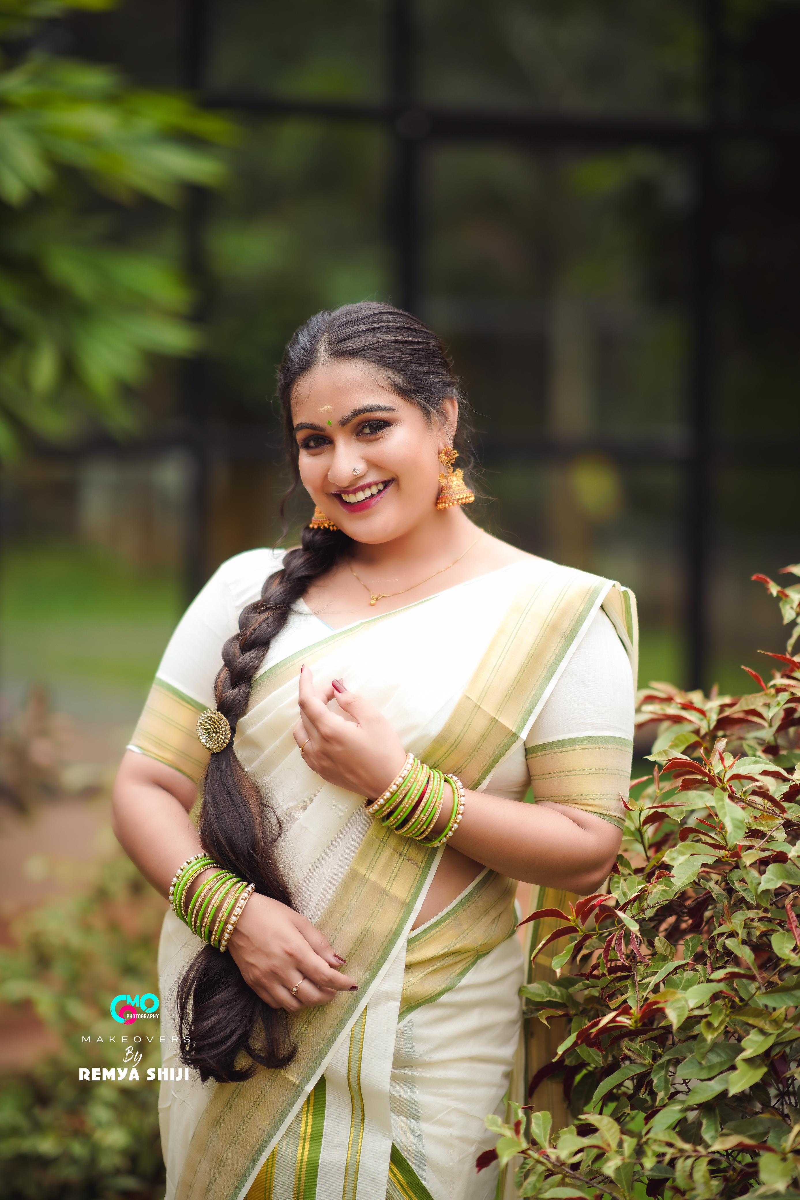 Manve premium Kara kasavu set mundu