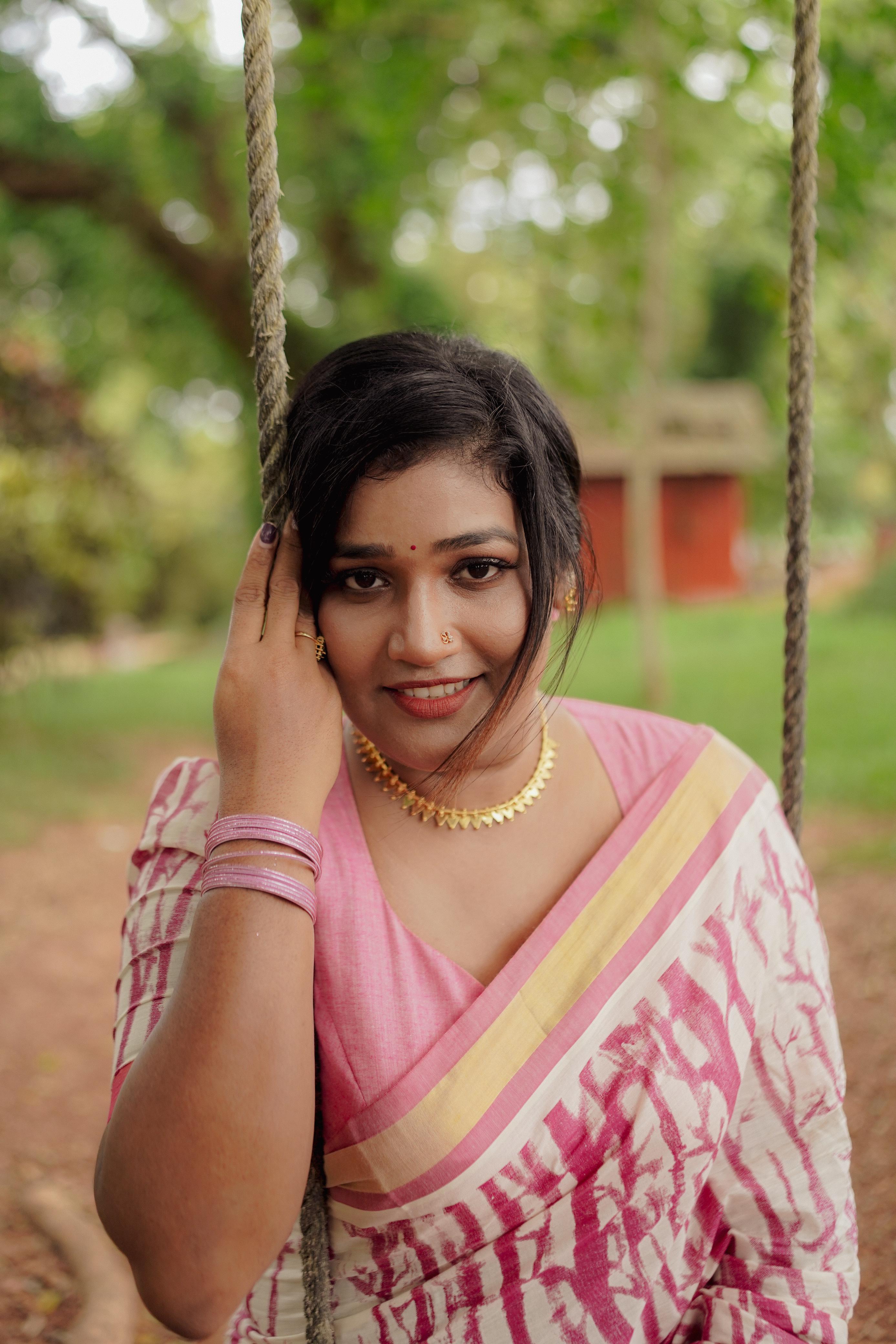 Bamboo Premium cotton saree with tussels