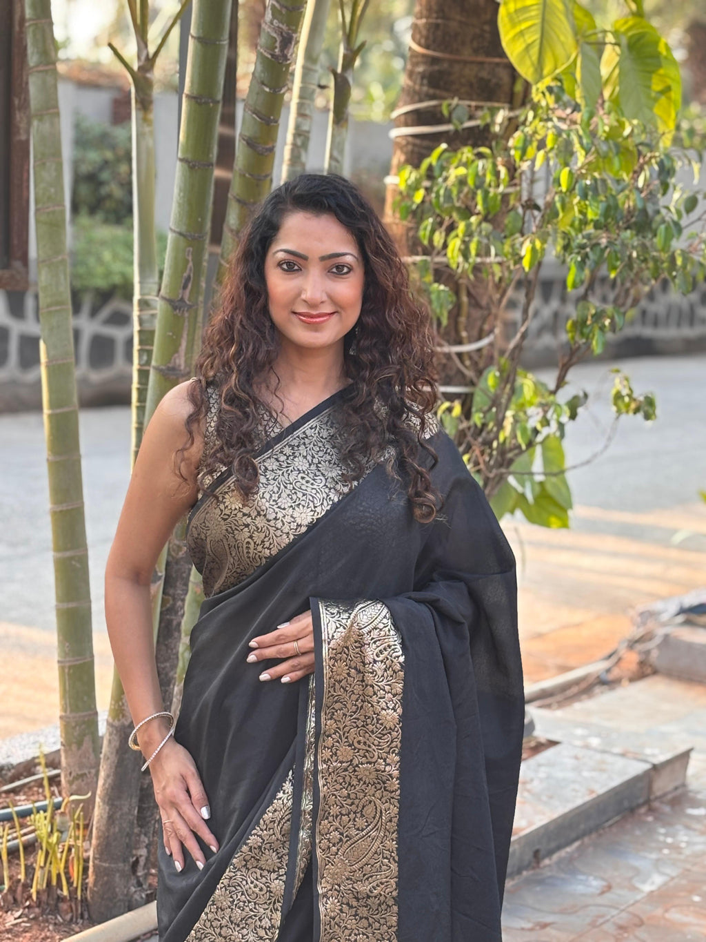 Black semi kattan saree