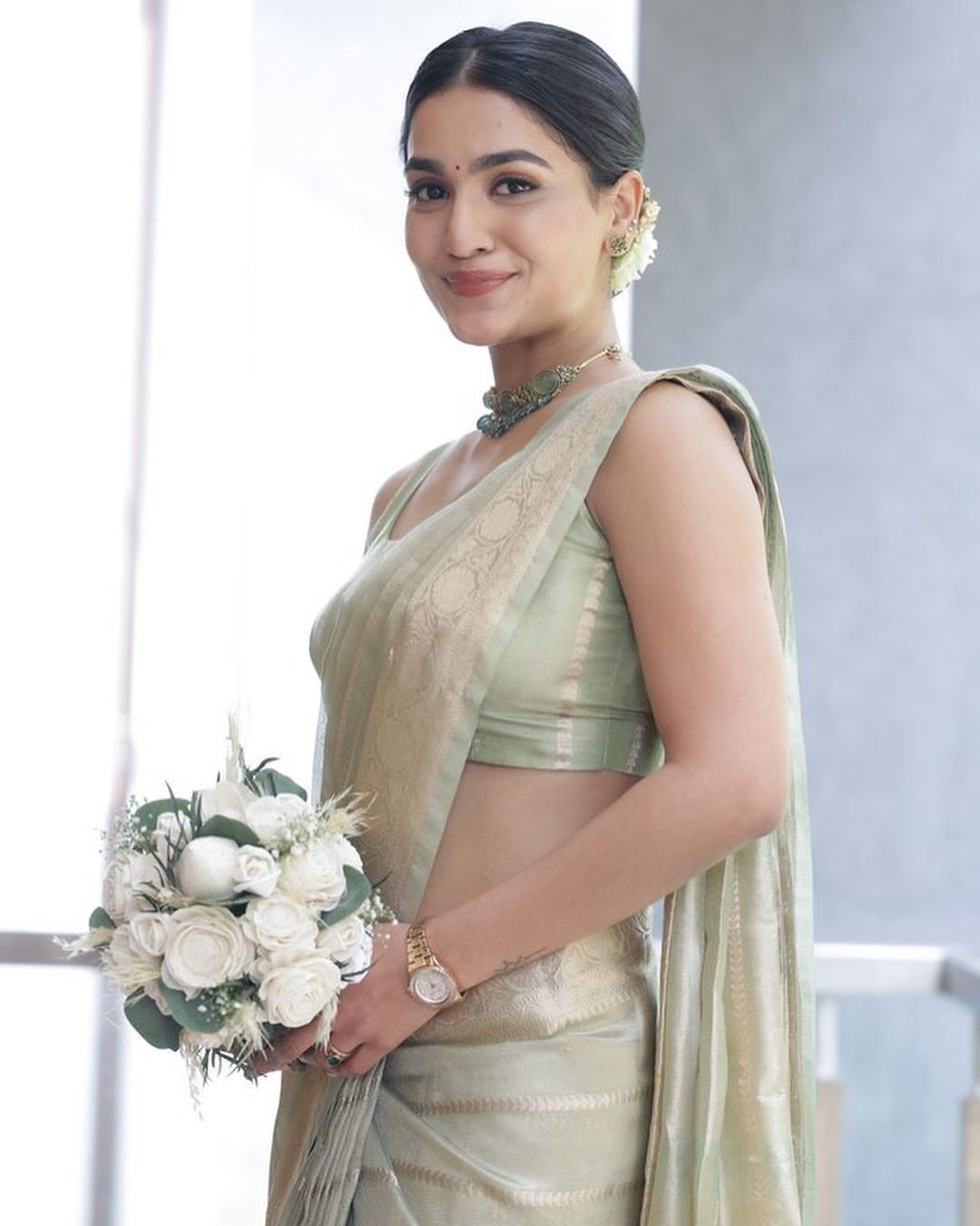 Sanyia iyppan organza saree