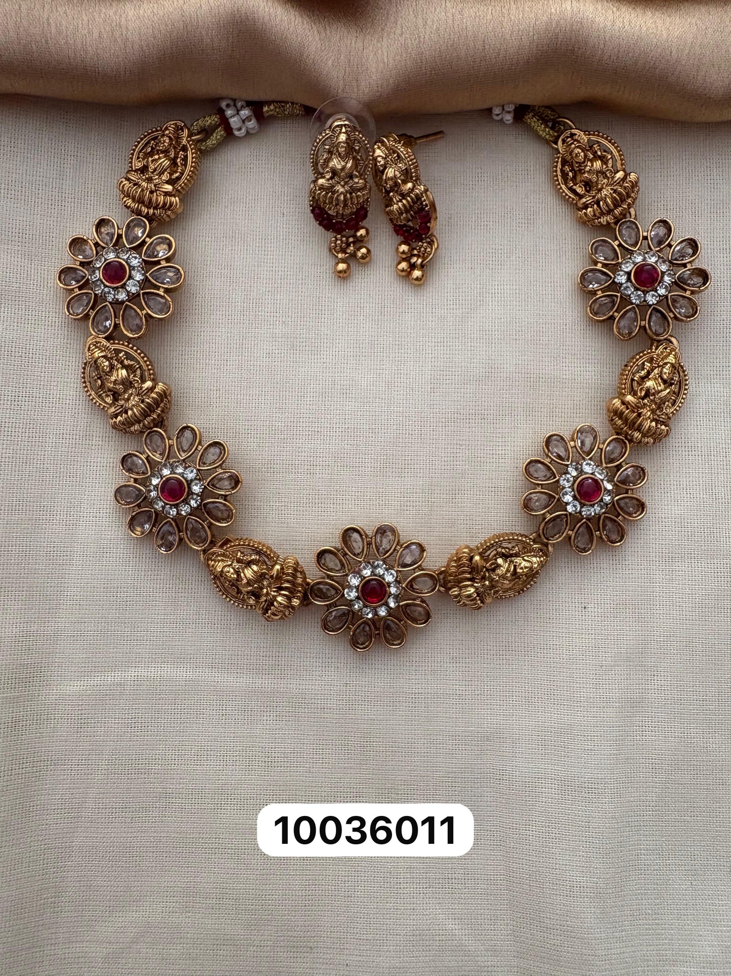 Flowers and Lakshmi neck set