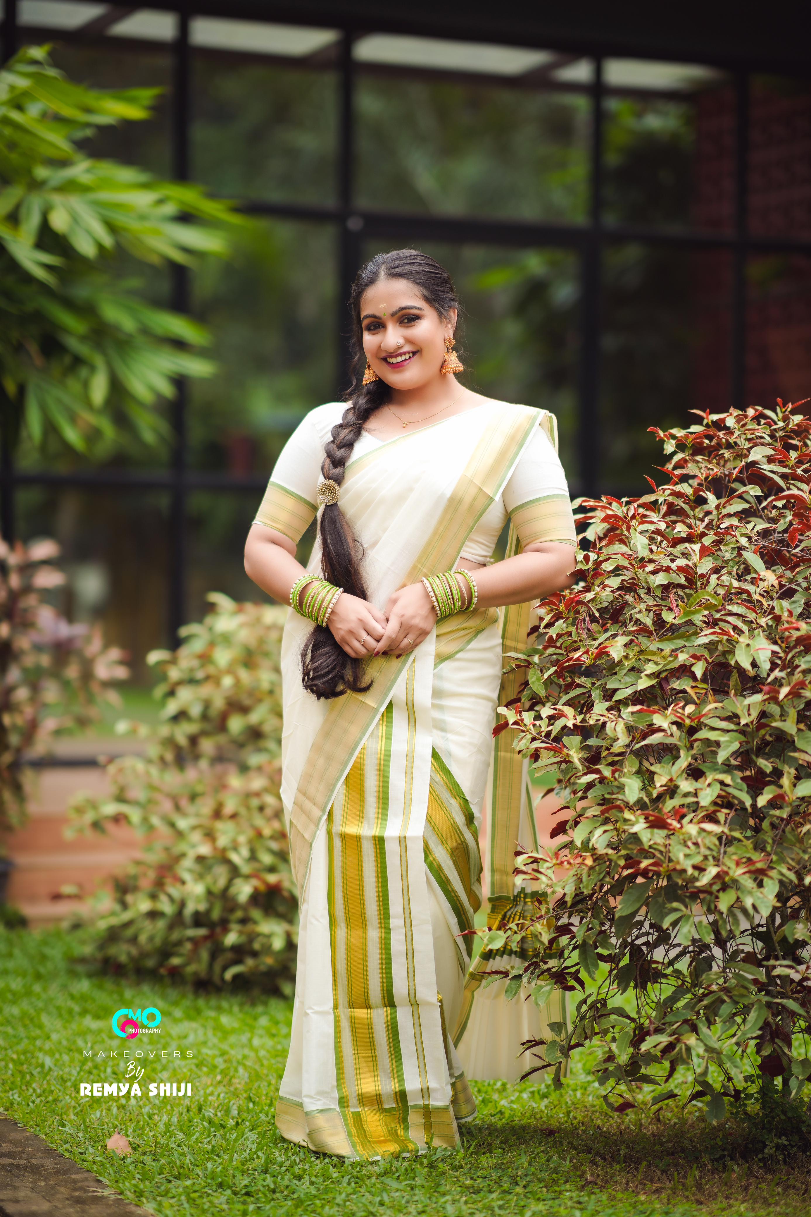 Manve premium Kara kasavu set mundu