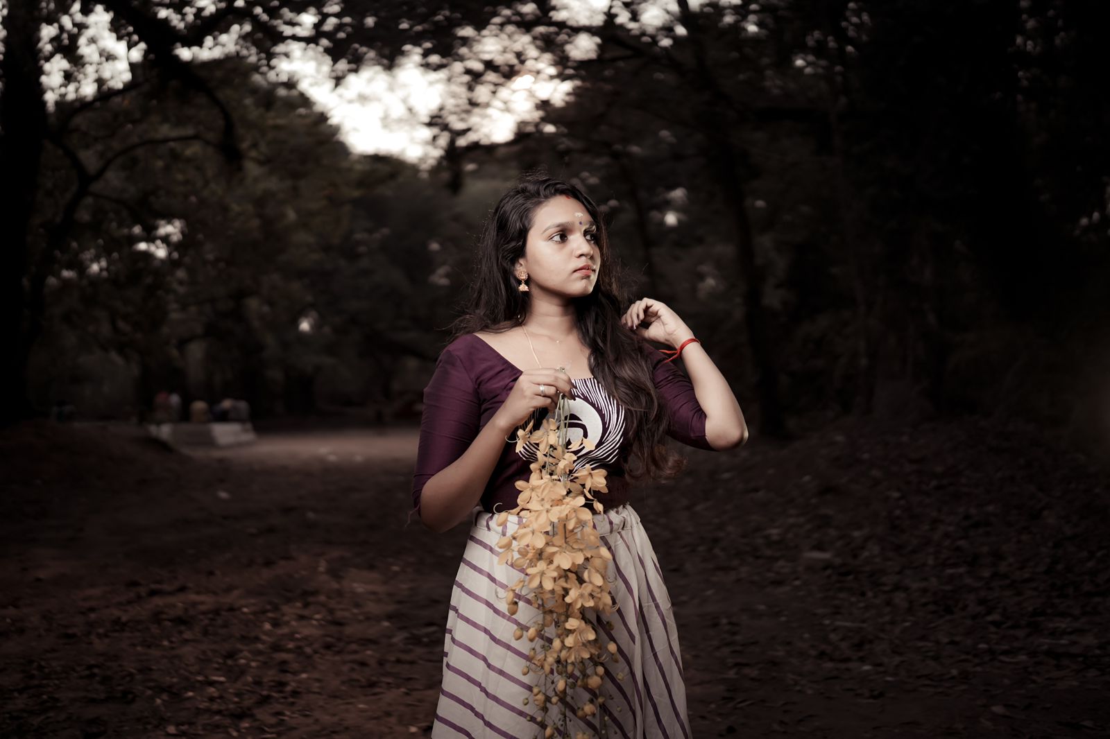 Myilpeeli lines Pattu Pavada Unsitiched